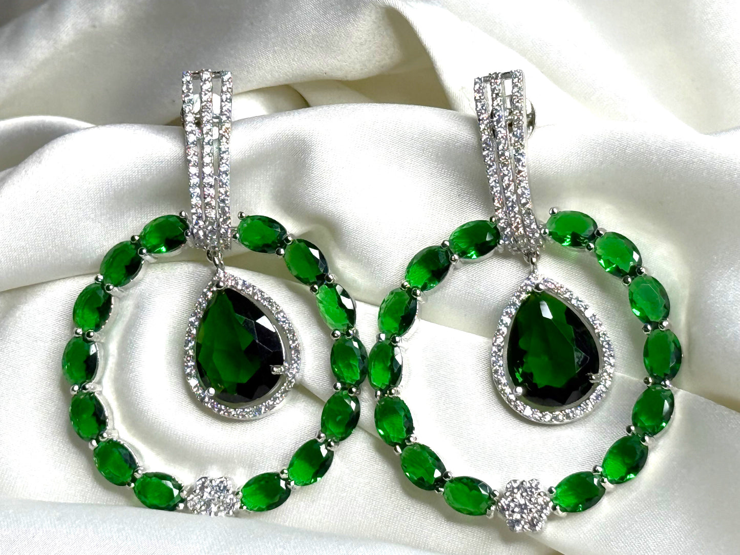 Araanya danglers