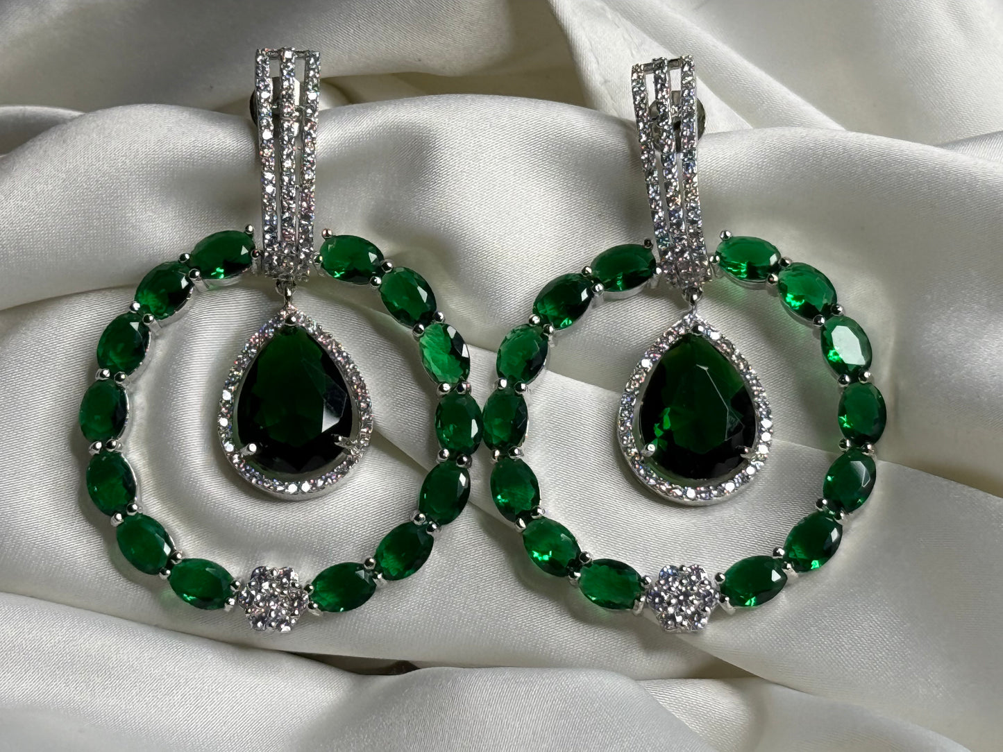Araanya danglers