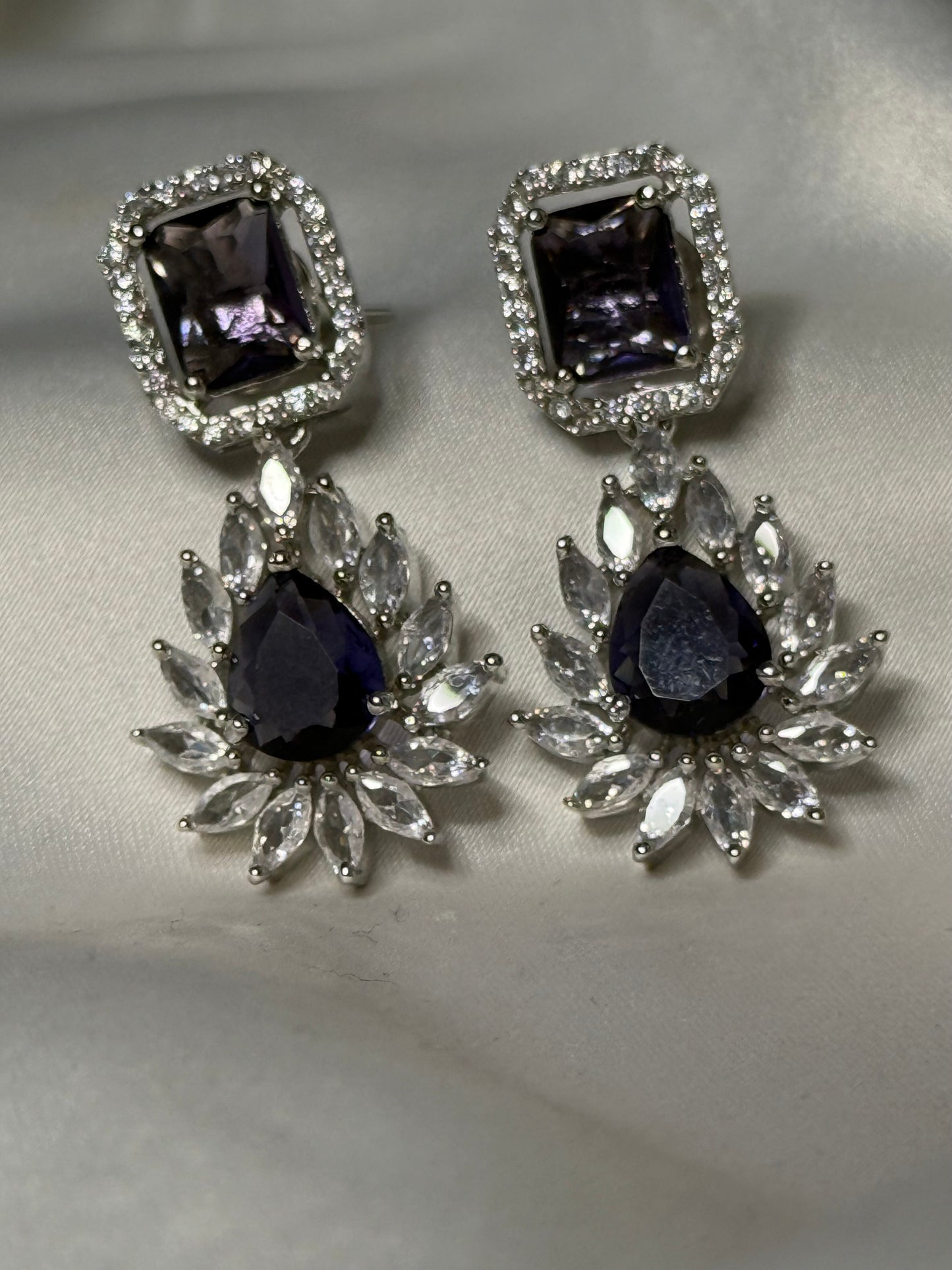 Zayana sparkles earrings