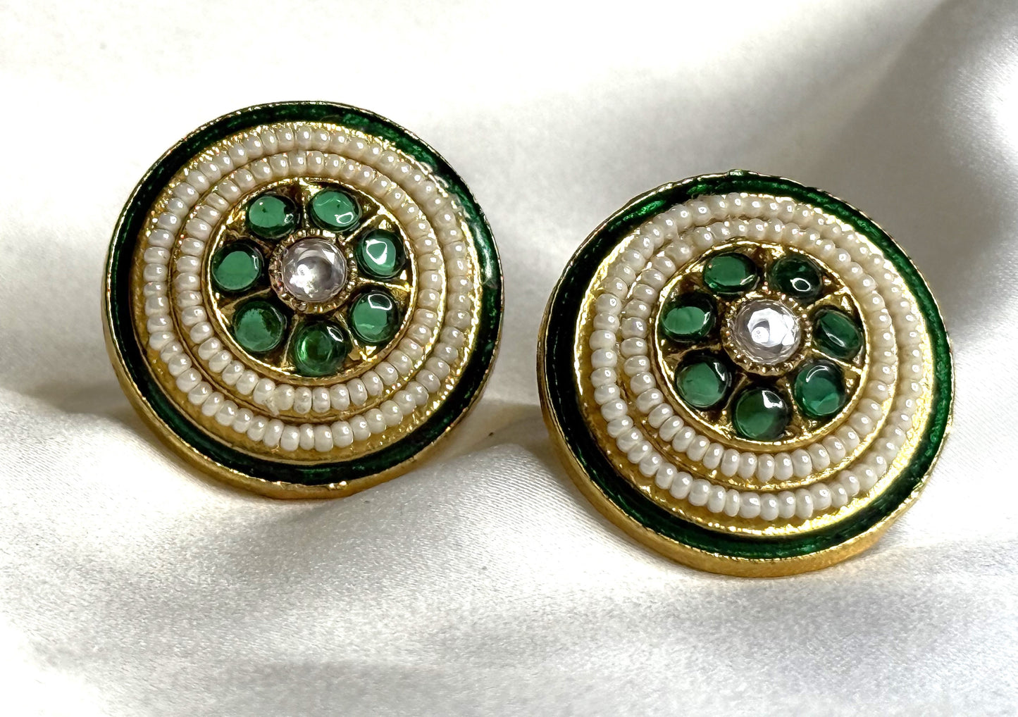 Green white swirl Earrings