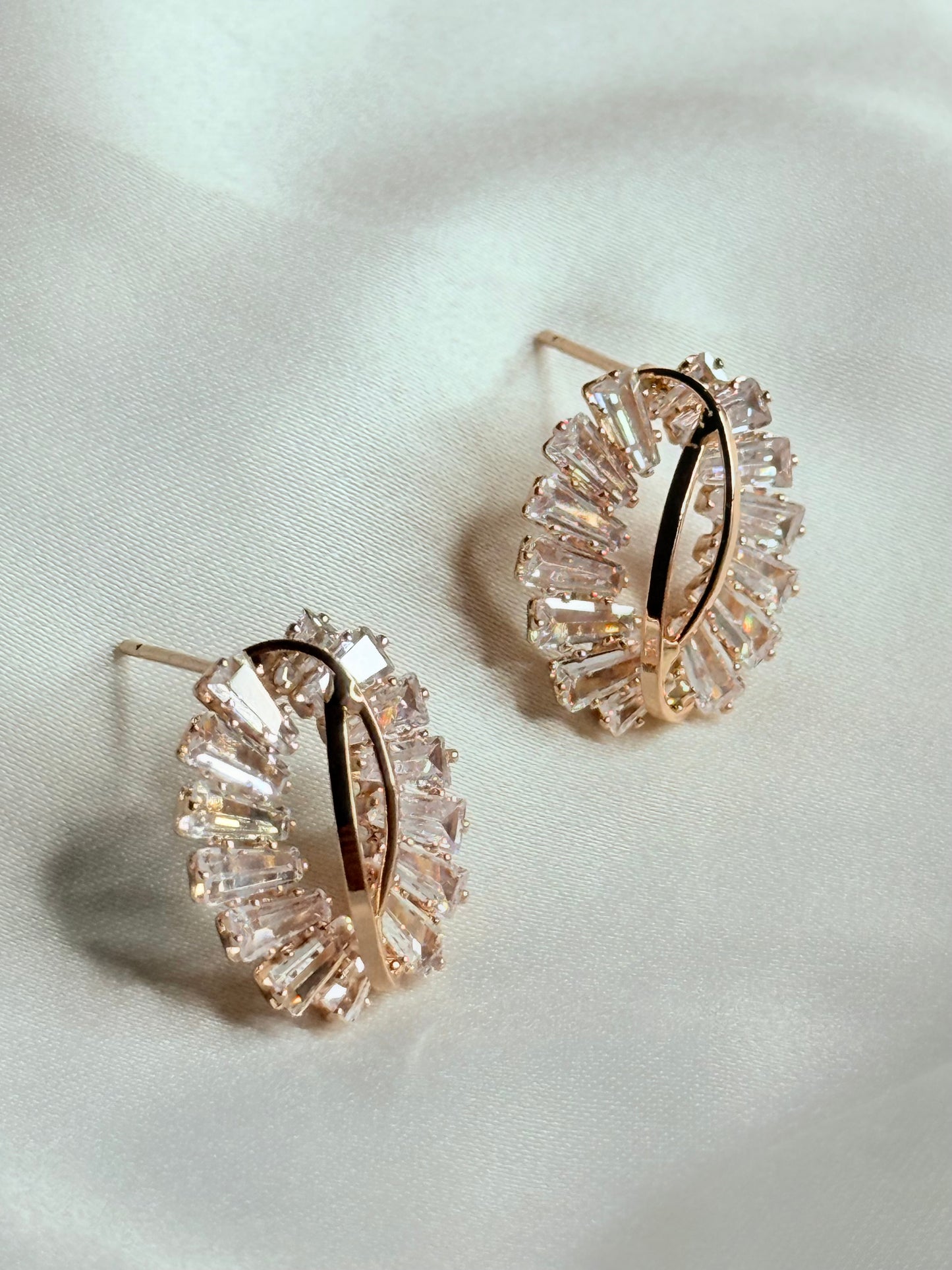 Ziya Loop earrings