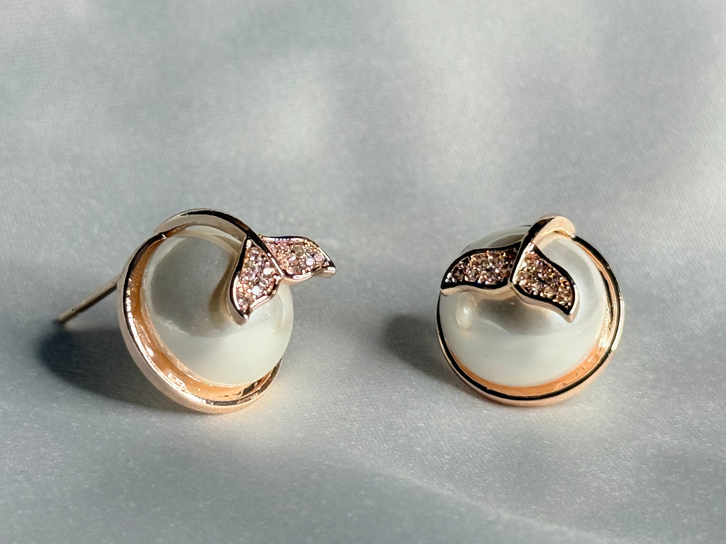 Ocean Whispers studs