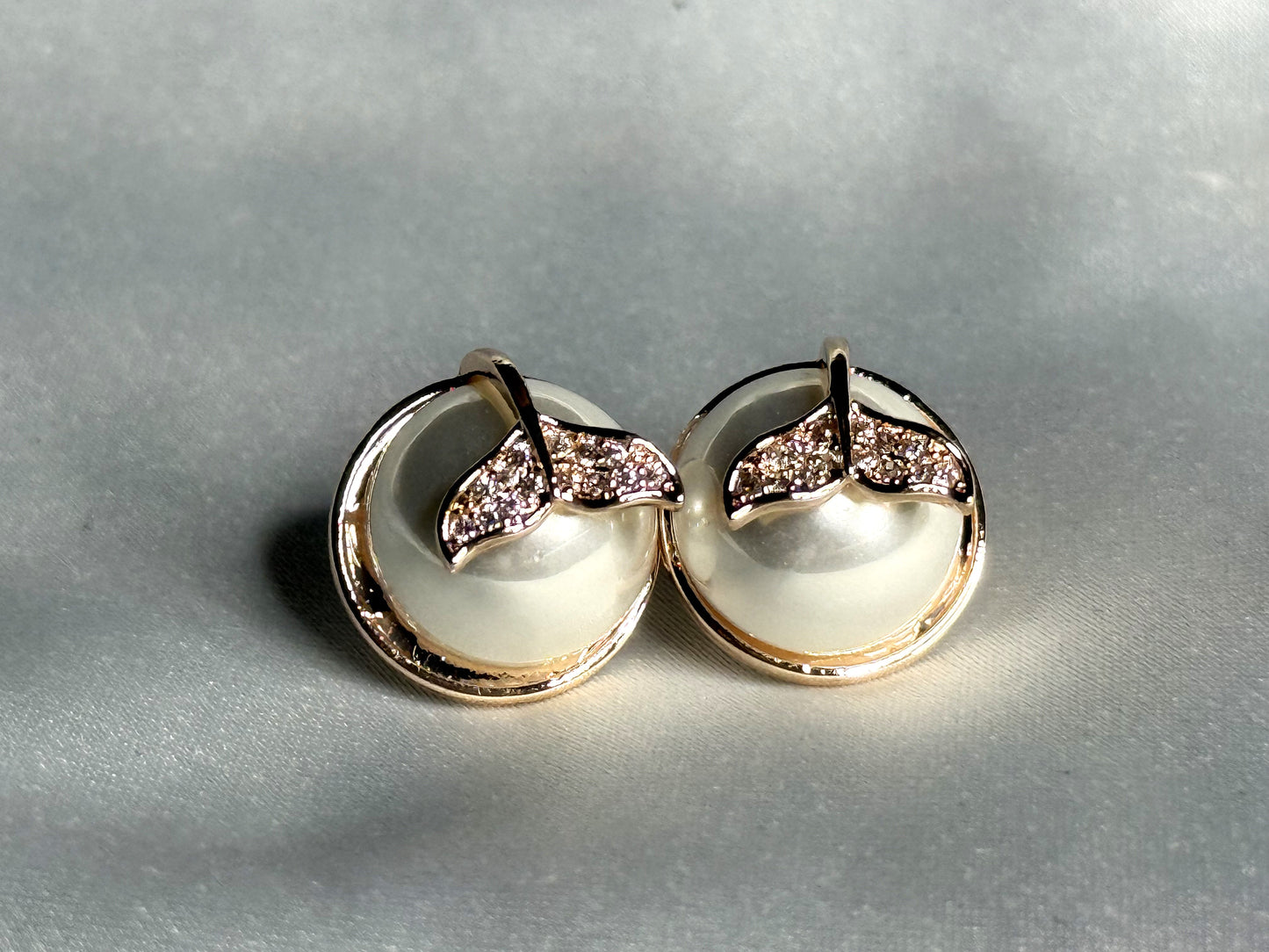 Ocean Whispers studs