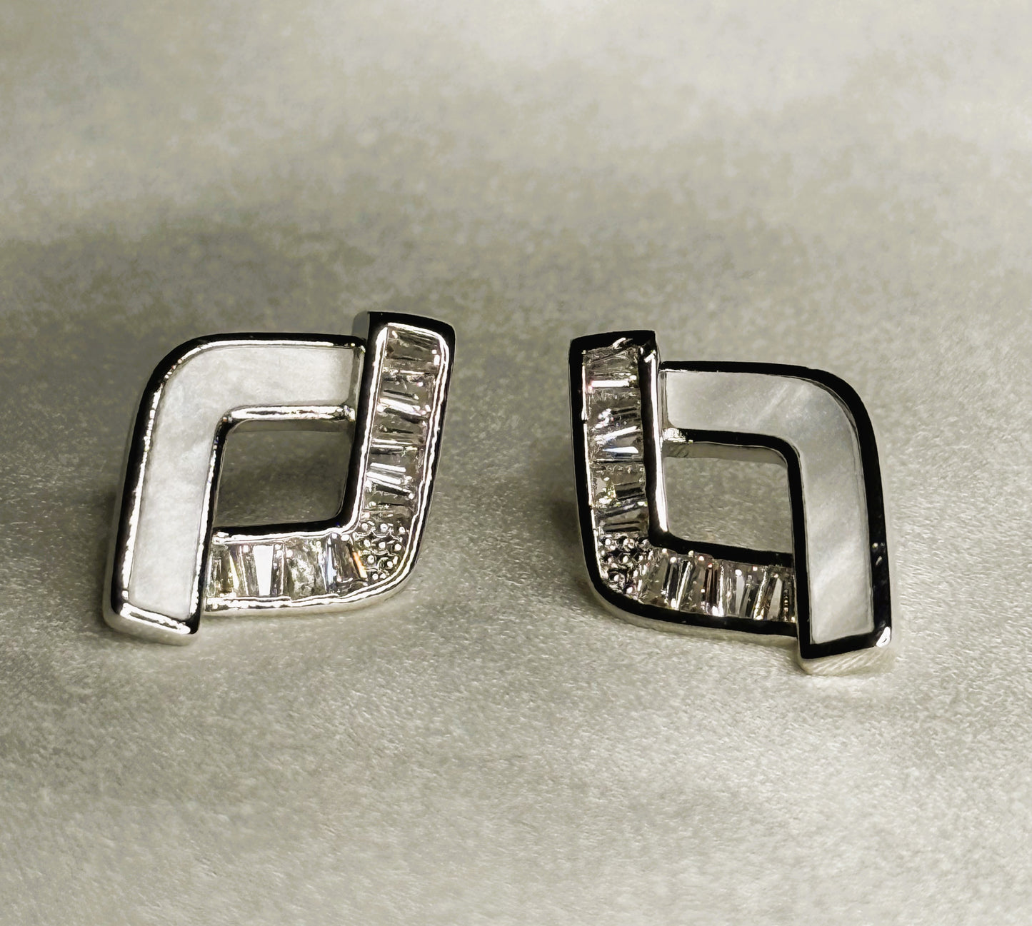 Arctic Edge earrings
