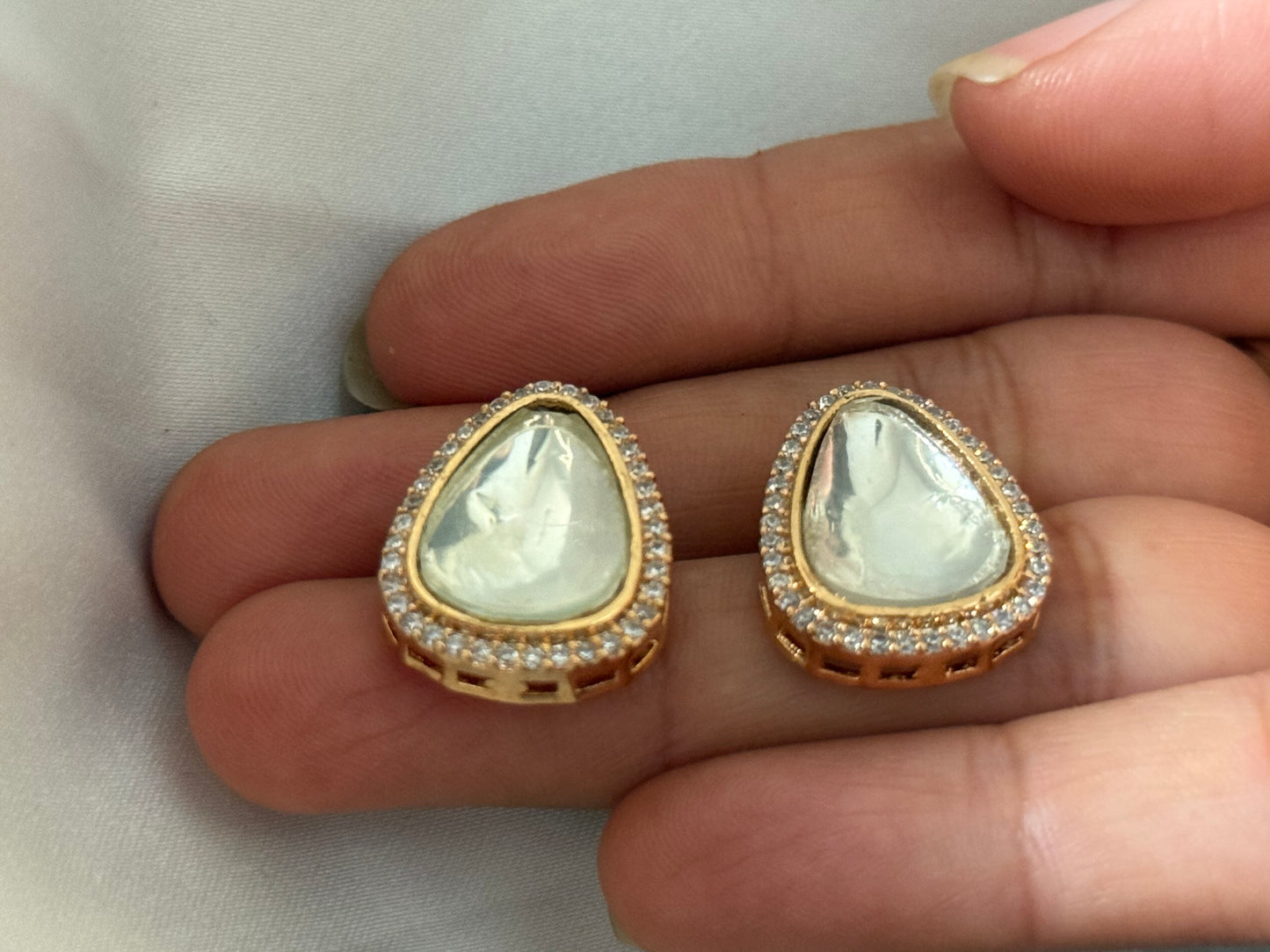 Sheen earrings