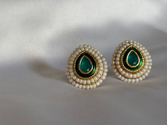 Noor Pearl Studs
