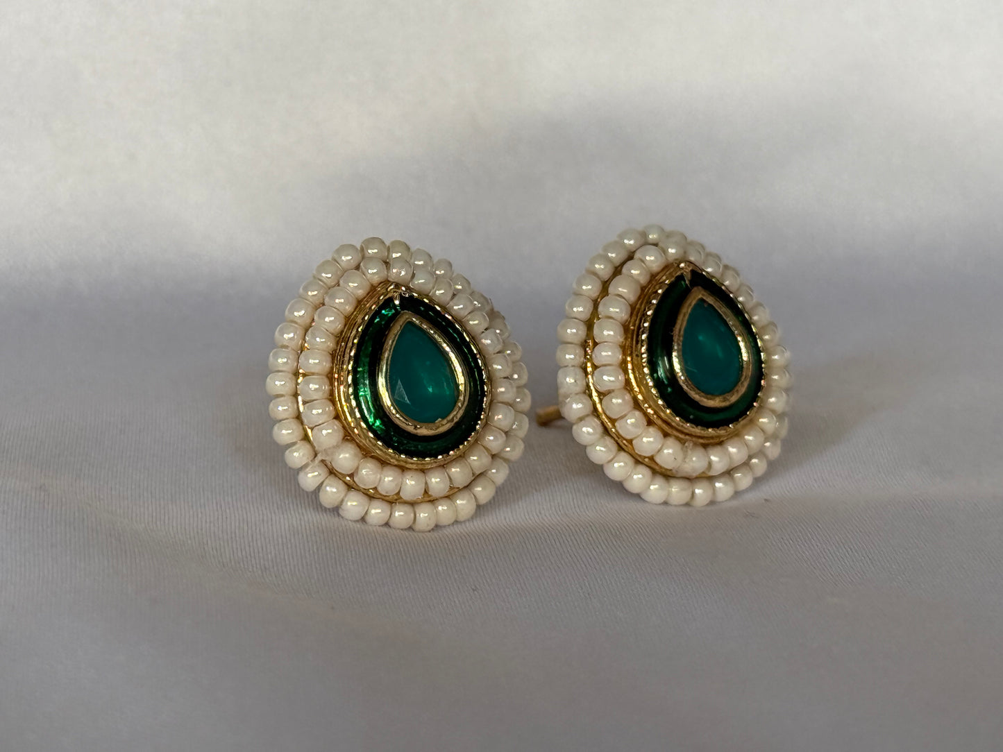 Noor Pearl Studs