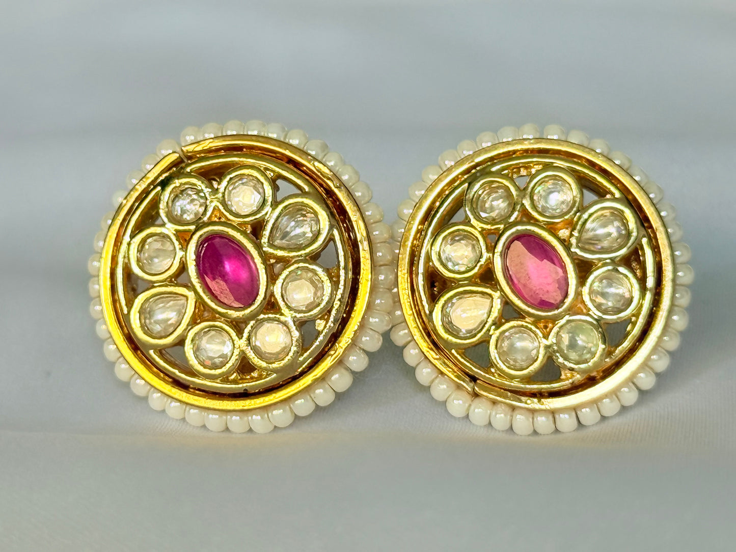 Gulnaz Kundan Studs