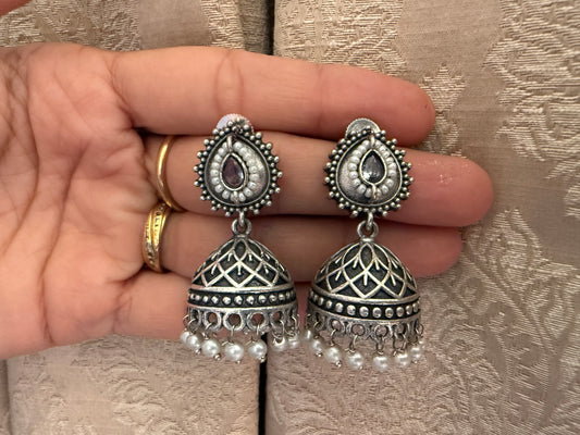 Paakhi Jhumkas