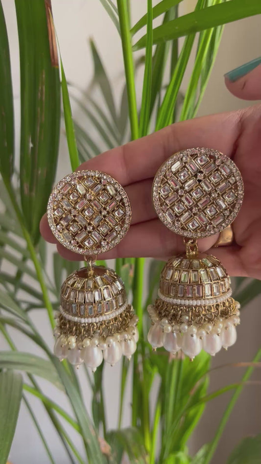 Noor-e-Mehar Jhumka