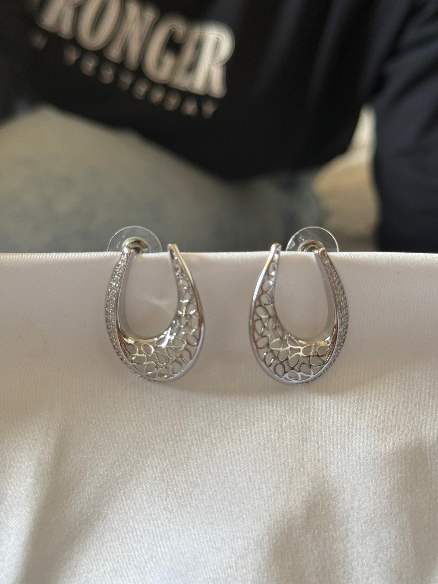 Ira Twinkle Hoops