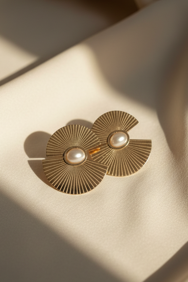 Halo Fan Pearl Studs