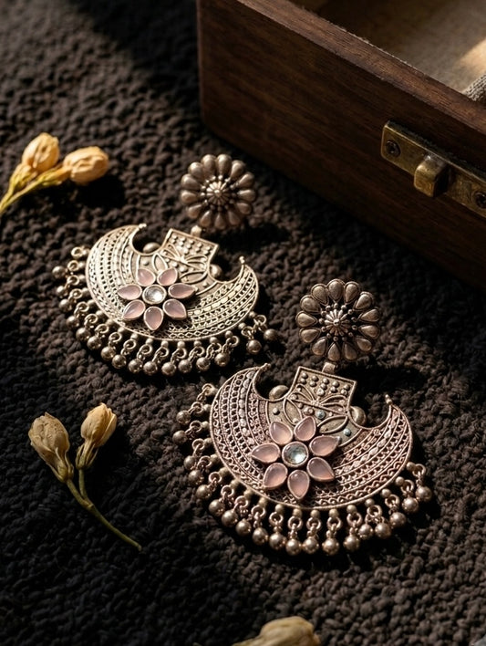 Gulabi Crescent Chaandbalis
