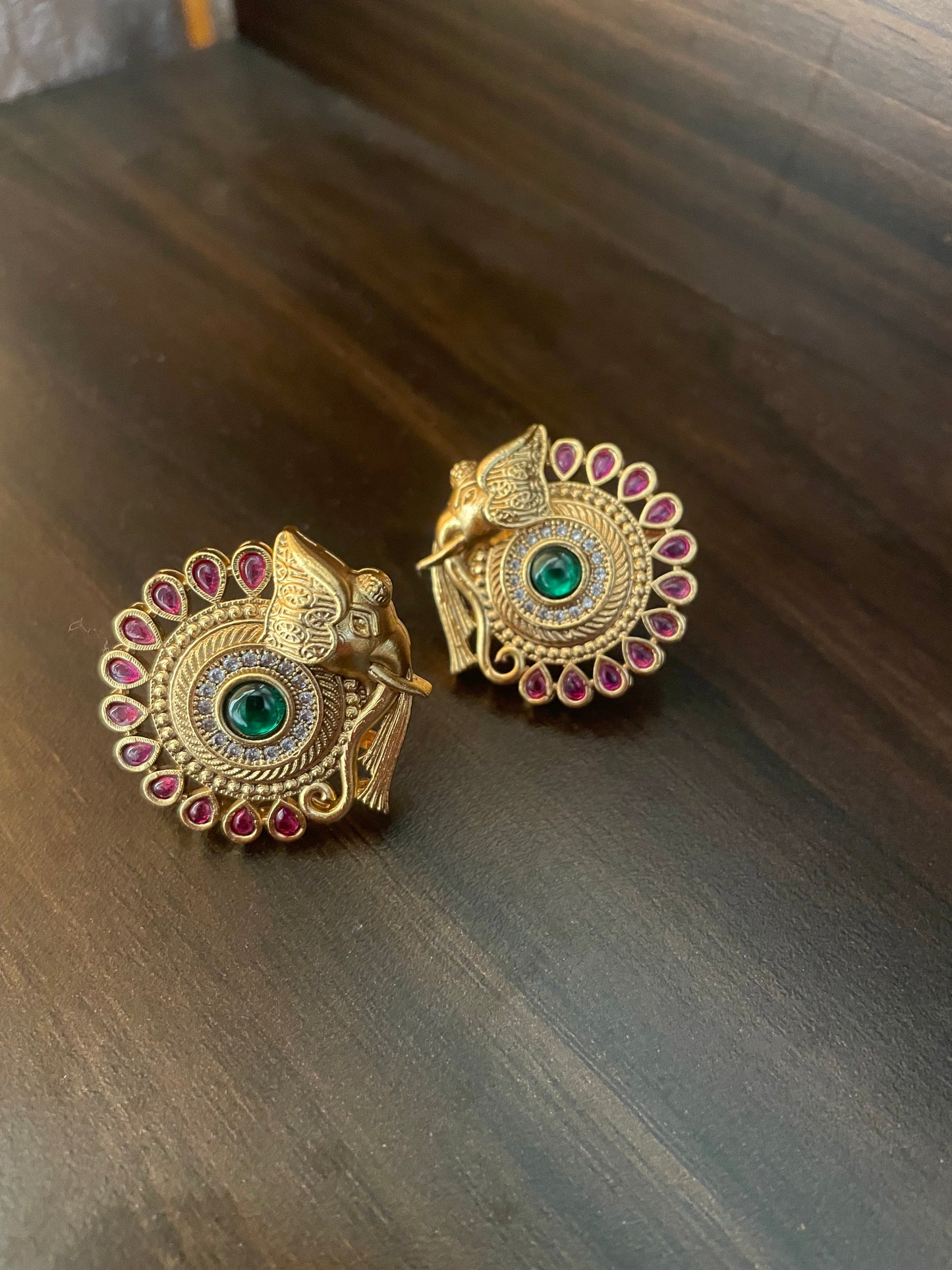Vinayaka Studs