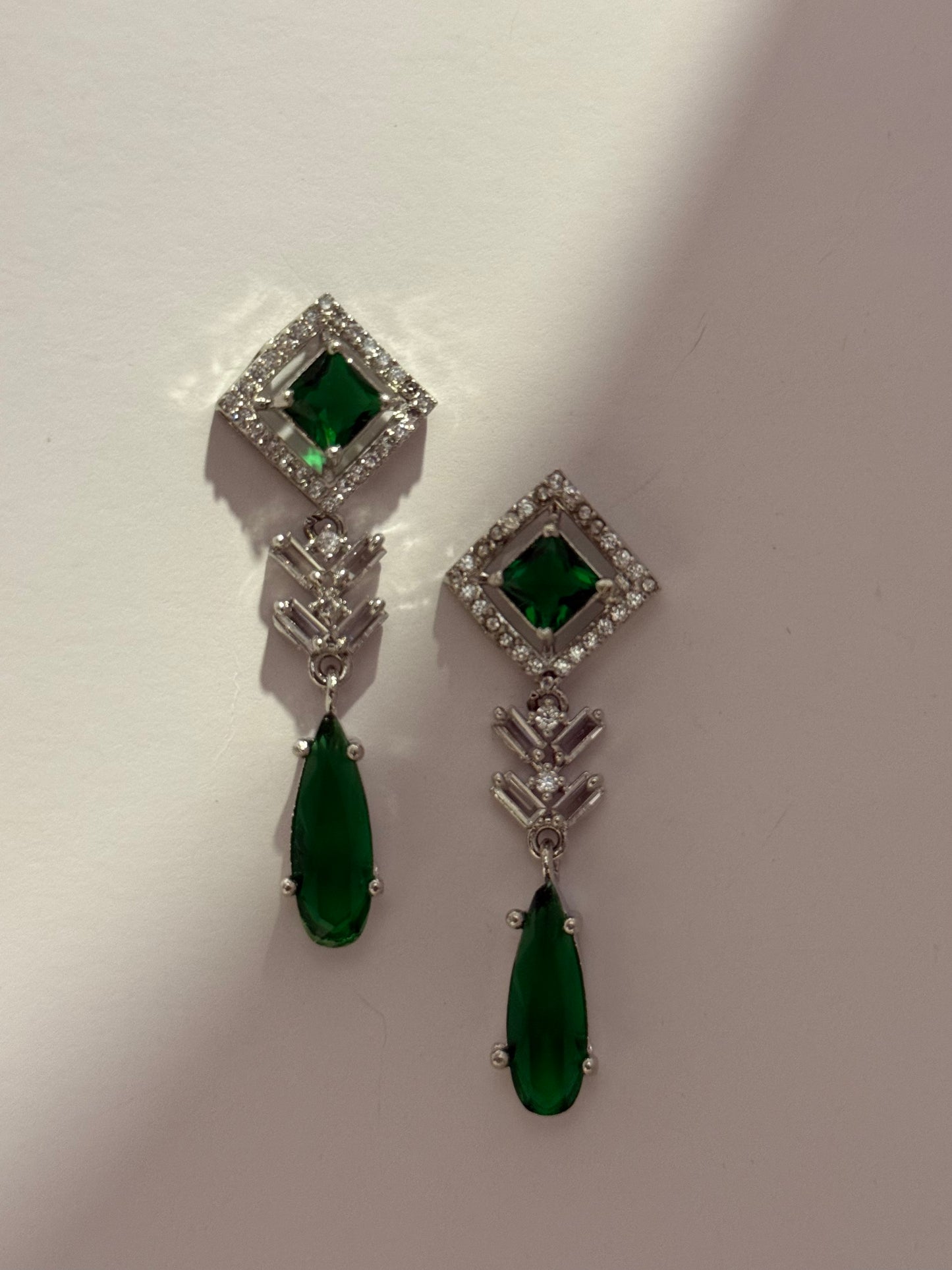 Emerald Royale Diamond Drops