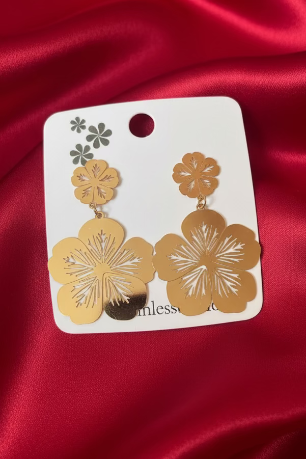 Sunlit Blossom Earrings( rose gold )