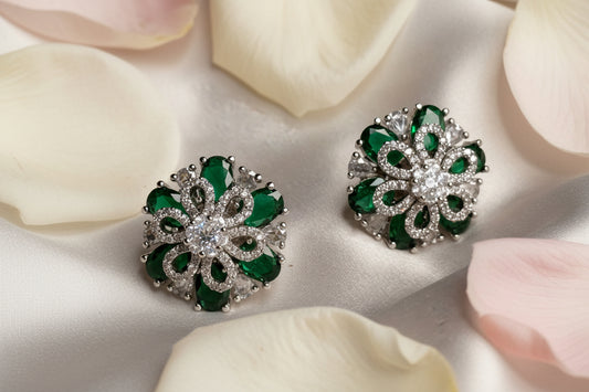 Emralis studs
