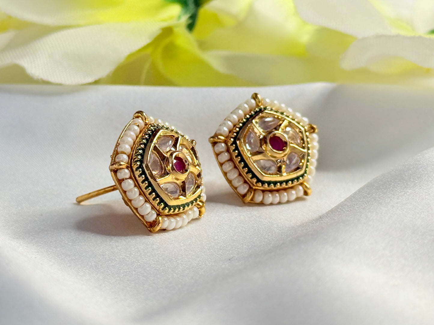 Rajsi Pearl Kundan Studs
