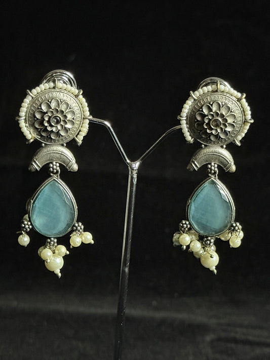 Neel Noor  Earrings