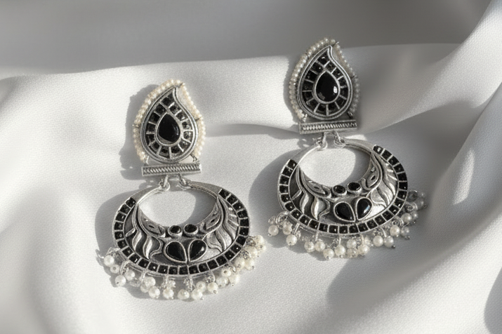 Rajwari Jhumkas ( black )